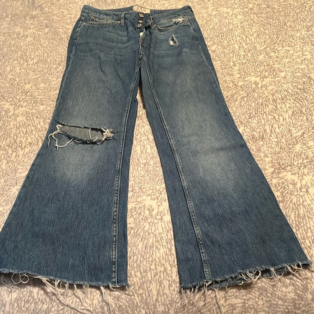 We the free crop flares